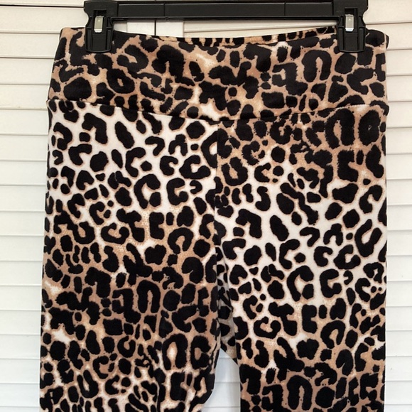 Leopard leggings size L (11-13) - Picture 2 of 3